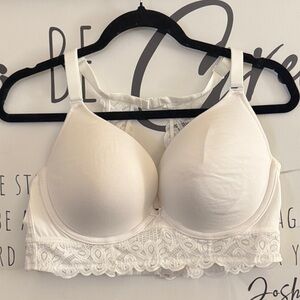 Cacique Cream Lace Detail Bra